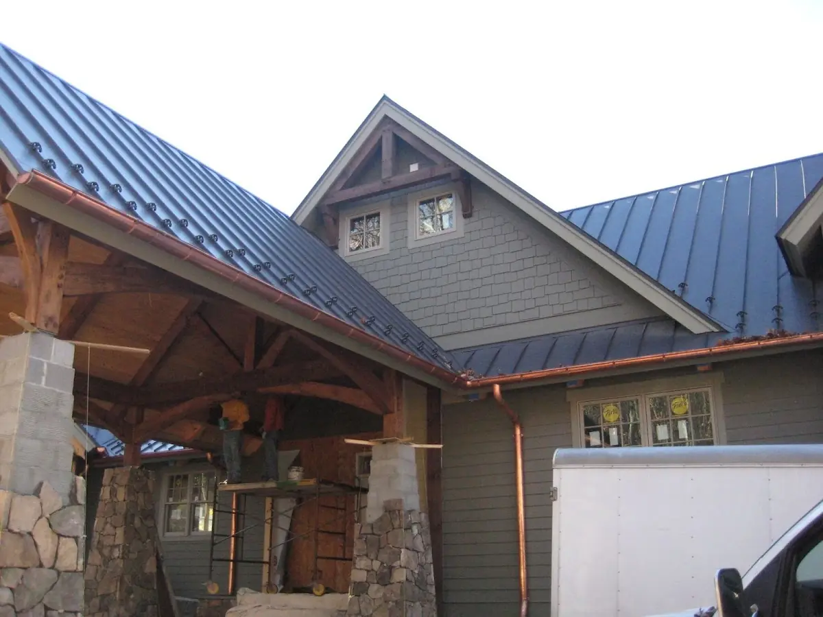 Craftsman Roofing team delivering quality roofing work in Adelphi Park